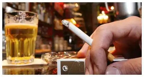  肝硬化的4大典型症状,不想肝硬,记住4个软肝诀窍