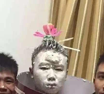  拯救不开心搞笑图片这才是真正的马尾辫