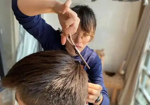  正月为啥讲究不剪头发老一辈人说出正解,跟舅舅无关