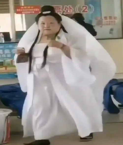  神仙的伙食看来真不错