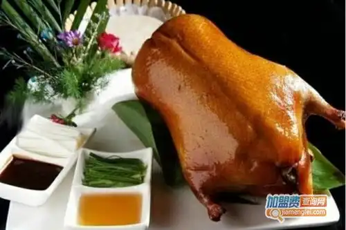  三餐枣木烤鸭加盟多少钱总投资8.91万元以上加盟费查询网