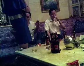  福州官员被爆不雅照称系党委书记设局