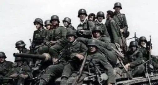 二战时德国一个师是多少人50个师是什么概念你可能不信  二战时德国一个师是多少人50个师是什么概念你可能不信