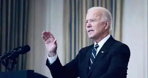  五枚导弹砸向中国油轮,胡塞武装搞了个大乌龙,我们必须保持清醒