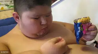  9岁男孩就喜欢吃连菜叶掉地上也得捡,患上高血压脂肪肝等疾病