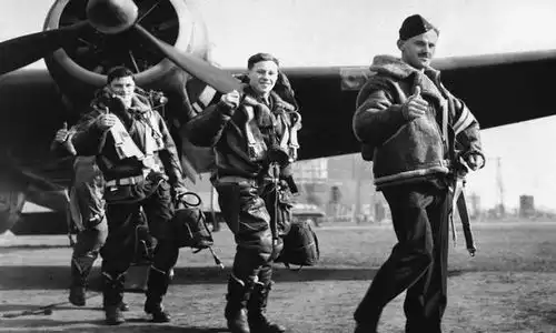 以德服人搞笑图片德国德