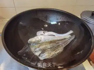  酱炖海鲶鱼的做法酱炖海鲶鱼怎么做五加五左左的菜谱