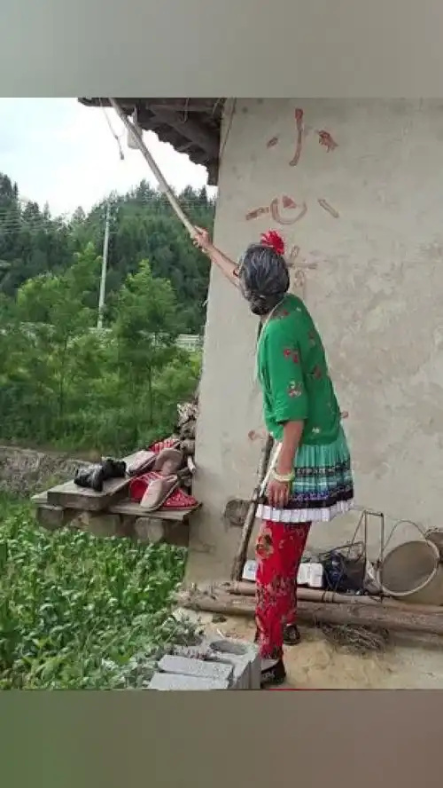 搞笑奶奶图片马蜂窝