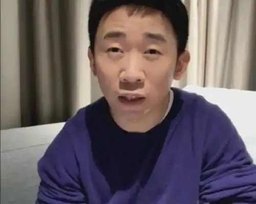  关晓彤出事了鞠婧祎的料杨迪带妈妈炒作宋智雅进军内娱