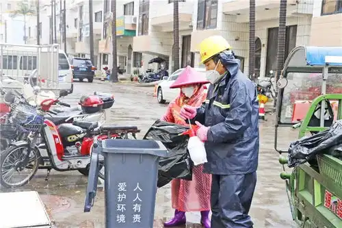 收废品图片搞笑陈秀珍