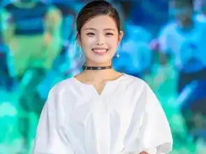  翟天临毕业被全国人民催论文稿,一张照片被疯狂做成表情包
