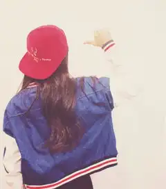  女生帅气背影头像,类似这种,多发几张呗