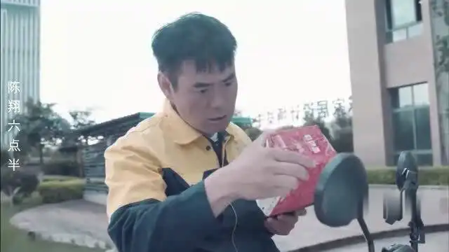  盘点搞笑送快递快递小哥人才辈出,一句一个包袱,堪比说相声