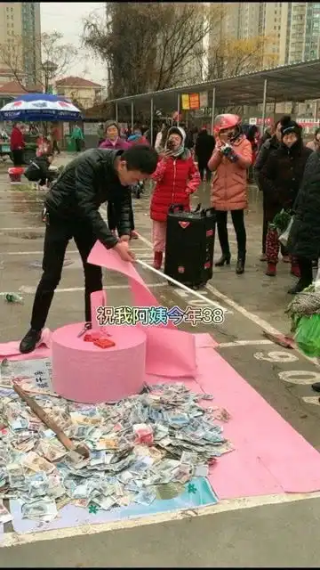  我爱地摊创业,每天分享各种各样地摊创业搞笑顺口溜
