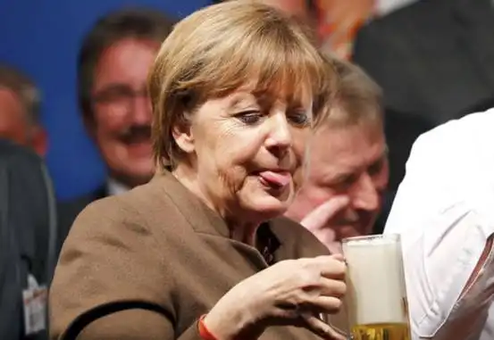 德国总理感情史23岁嫁大学初恋,16年不婚,与二婚丈夫同居12年  德国总理感情史23岁嫁大学初恋,16年不婚,与二婚丈夫同居12年