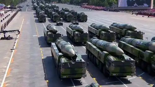 这些政客,需要我们的以德服人  这些政客,需要我们的以德服人