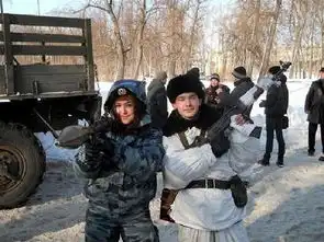  网友实拍俄罗斯女兵幸福生活