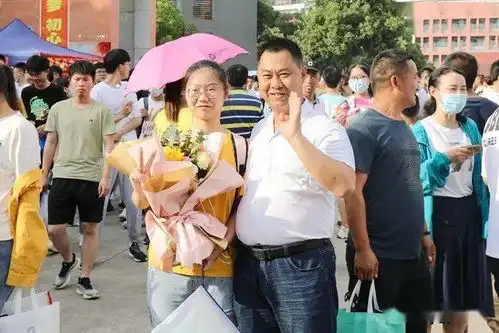  2021年高考平稳顺利落下帷幕这些感动的瞬间值得我们回味