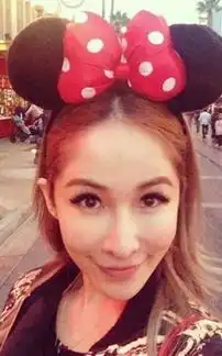 同是米奇装,林志玲装嫩失败,赵丽颖看着像13岁
