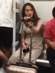  内涵段子后来楼下有人打架,打着打着就上来扌
