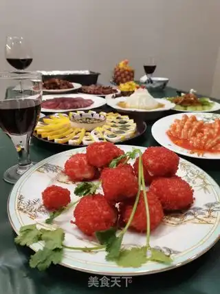  荔枝芝心虾球的做法新年红红火火的美食荔枝芝心虾球荔枝芝心虾球怎么做吴妈厨房的菜谱