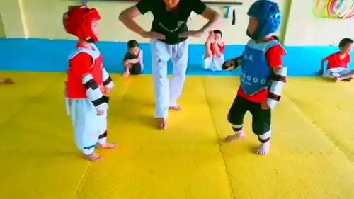 以德服人,蓝方无从下脚啊  以德服人,蓝方无从下脚啊