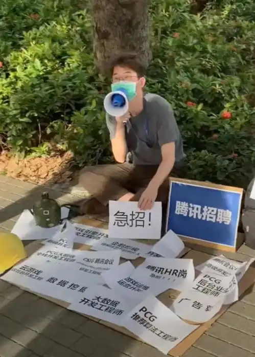  地摊经济火了,书店人会在马路边边摆个摊儿吗