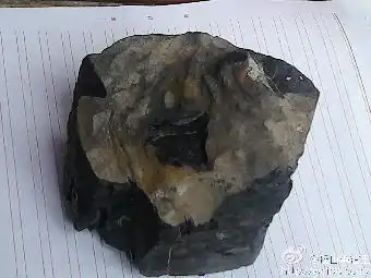  黑钻石原石的介绍