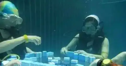 南丰的麻神们,发个笑话给爱打麻将的你,祝大家狗年手气旺旺旺  南丰的麻神们,发个笑话给爱打麻将的你,祝大家狗年手气旺旺旺