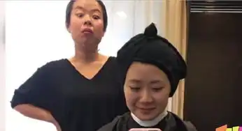  福原爱直播剪头发笑不停理发师变身表情包