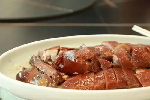  脆皮烤鸭饭