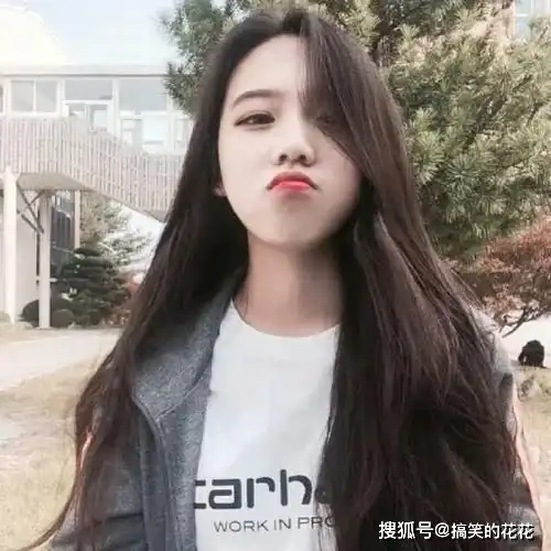  搞笑gif段子真爷们儿,就应该找一个这样的女朋友