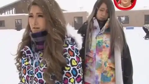  日本最搞笑的综艺节目,美女们瞬间湿身,检验素颜的时刻到了