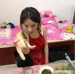  搞笑段子小伙子,男朋友在家等你吧
