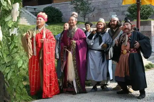  他是天庭排名第一的神仙,为何却与孙悟空的结拜大哥关系密切