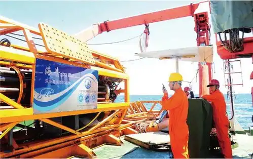  南海传来好消息深水2000米,中国海水下钻231米,老外眼红了