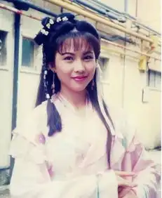  你只知道容嬷嬷丑,却不知她年轻时姿色胜过夏雨荷