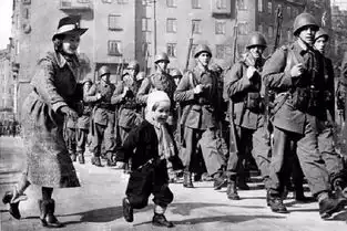 地图看世界瑞典西班牙瑞士为何能在二战中独善其身  地图看世界瑞典西班牙瑞士为何能在二战中独善其身