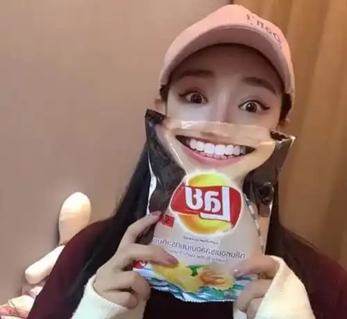  为什么很漂亮的小姐姐,拍照时那么丑这个原因,扎心了老铁