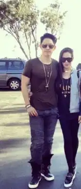 组图吴建豪被曝与妻离婚昔日恩爱甜蜜瞬间成过往  组图吴建豪被曝与妻离婚昔日恩爱甜蜜瞬间成过往