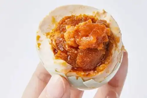  沙酥流油,咸香味美的海鸭蛋,空口吃超过瘾