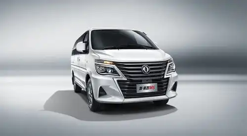 定位更高媲美传祺gm8东风风行新款菱智m5上市8.19万起  定位更高媲美传祺gm8东风风行新款菱智m5上市8.19万起