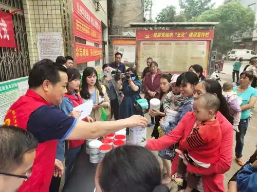  公益头条热点我为群众办实事给你六一特别的爱