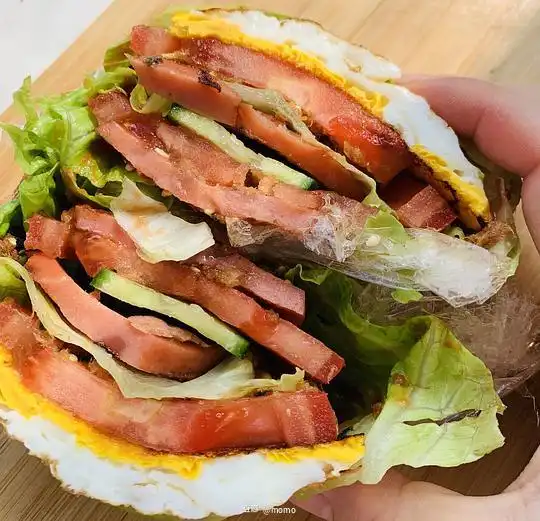 性感小野猪的相册吃饭了  性感小野猪的相册吃饭了