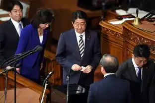  抗议声中再次当选首相,安倍超长期政权会产生怎样影响