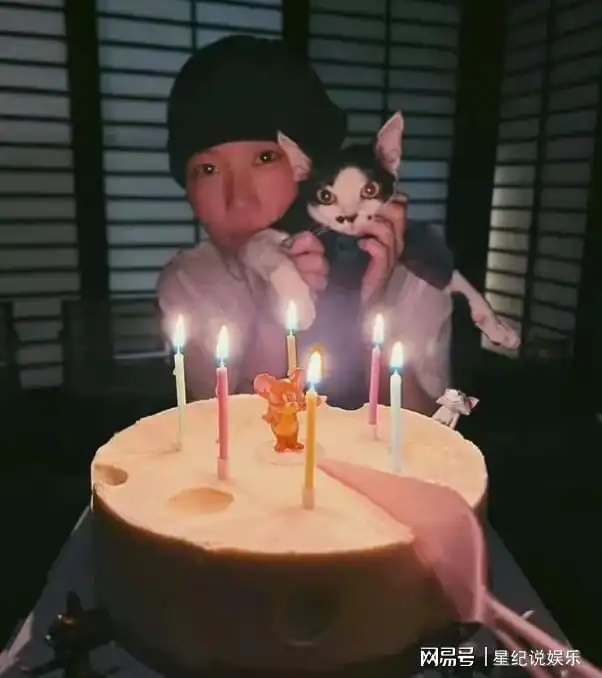 曝窦靖童和女友在国外结婚另一半也是圈内人,两人年龄相差12岁  曝窦靖童和女友在国外结婚另一半也是圈内人,两人年龄相差12岁