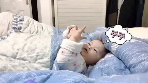  太搞笑了6个月宝宝学爸爸打鼾网友学到精髓了呀