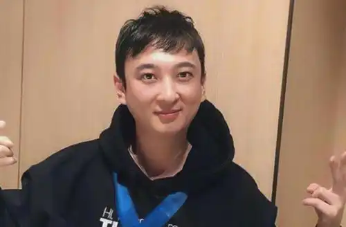  23岁临危受命,如今掌管8700亿资本,林晓芸不愧是真正的白富美