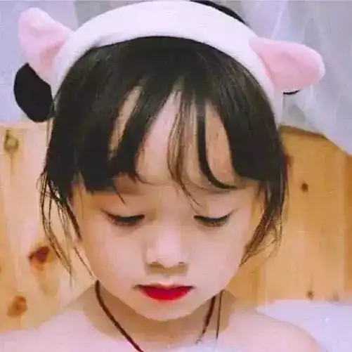 靓仔图片搞笑小表妹