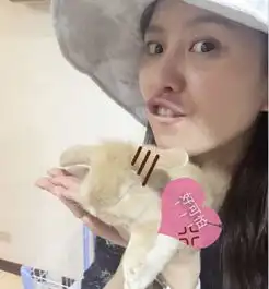 赵薇纯素颜风中凌乱获赞范冰冰晒素颜遭讽明星卸妆比美